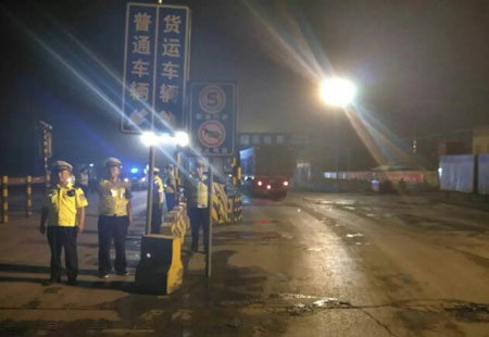 臨汾堯都區(qū)開展地磅檢測治超夜查行動(dòng)